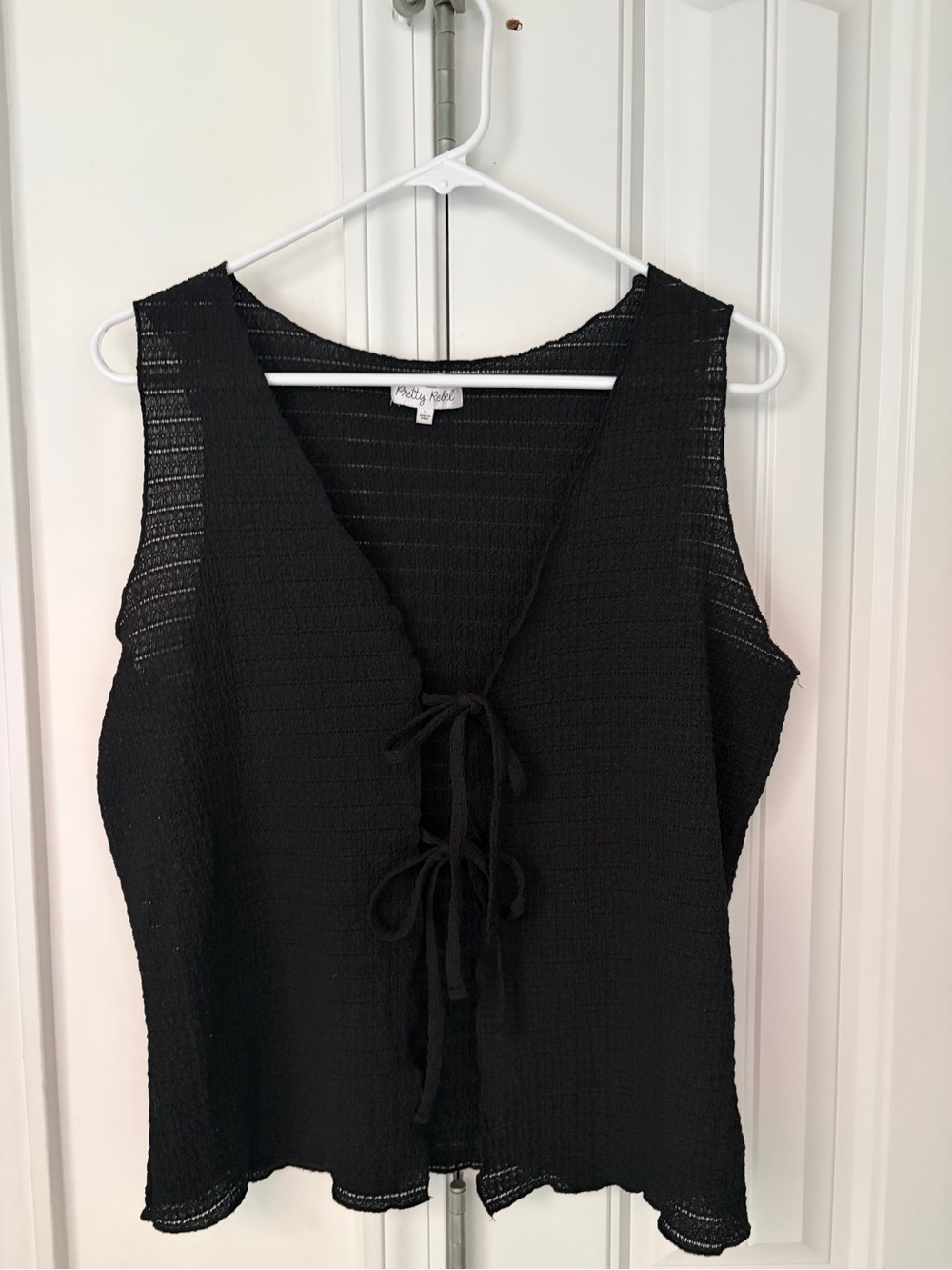 Black Sleeveless Tie-Front Knit Top